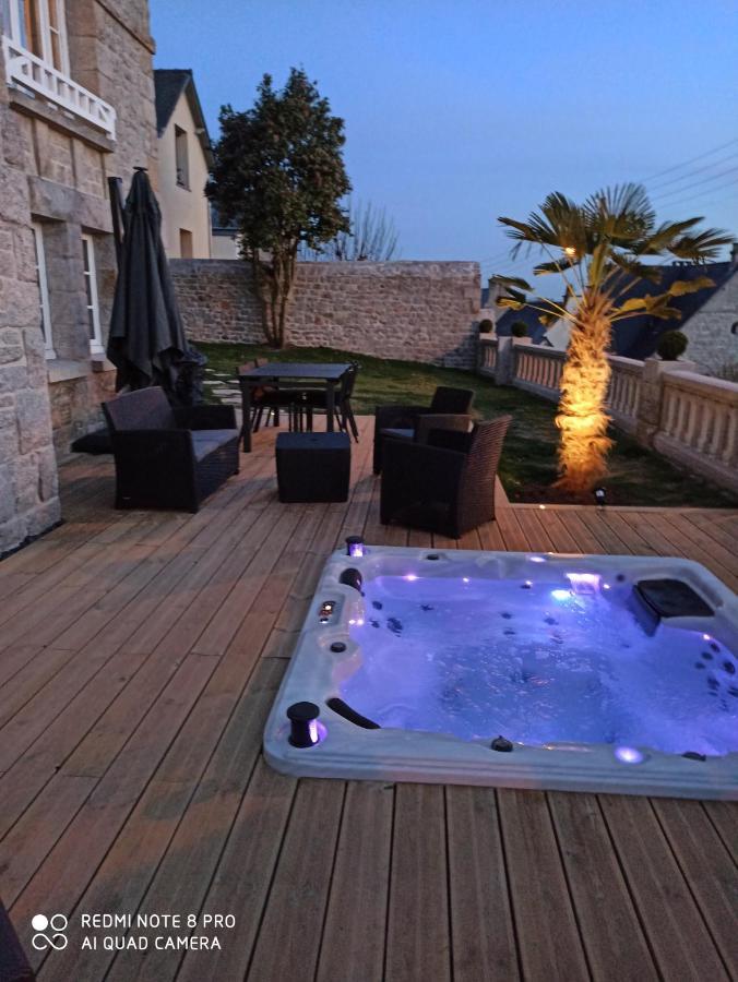 Luxueuse Villa Au Pied Du Chateau 迪南 外观 照片